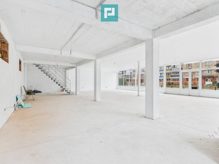Spațiu comercial 200mp + 90mp mansarda - Cantemir