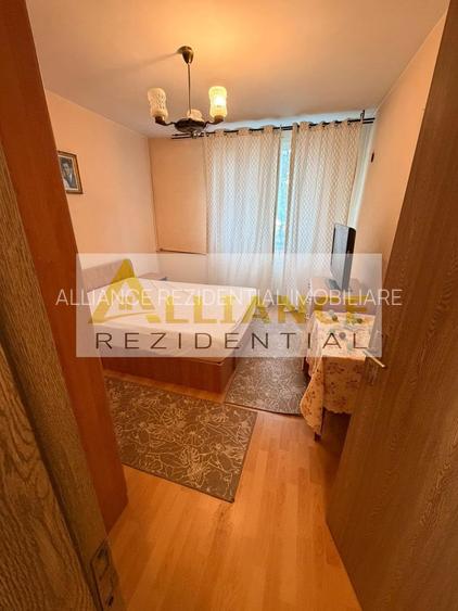 APARTAMENT 3 CAMERE | DRUMUL TABEREI -METROU 7 MINUTE - 8