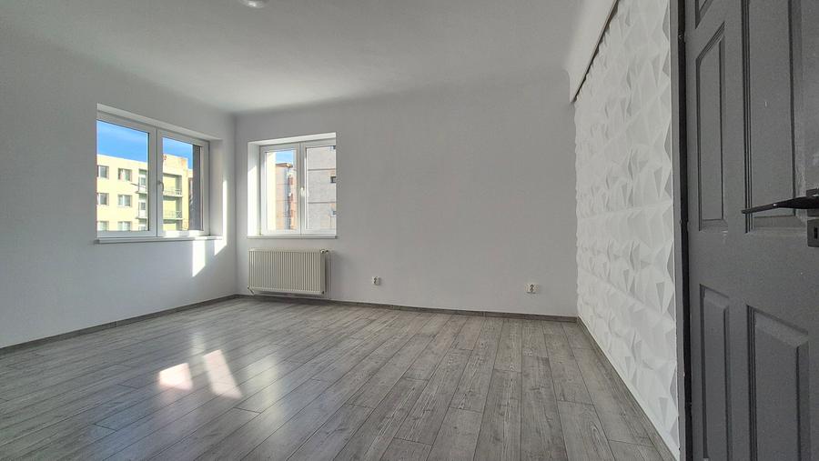 Spatiu comercial ideal pentru clinică medicală, birouri, activități similare.
