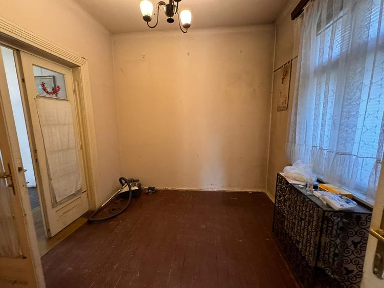 Casă de vânzare – zona Parcul Carol, București