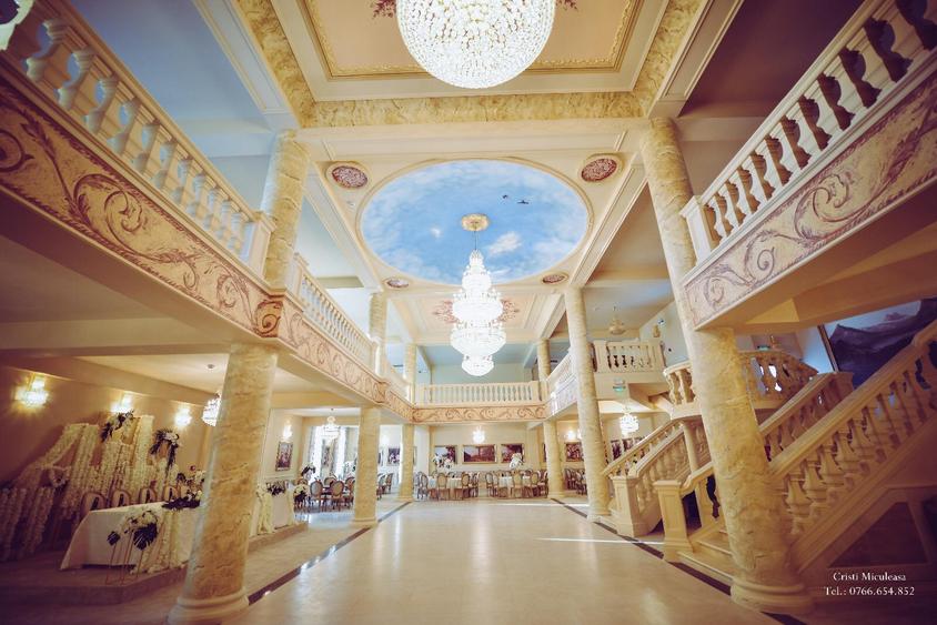 Spațiu evenimente premium – Panoramic / Banu Mărăcine – complet echipat