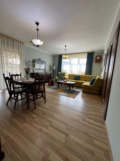 Casa individuala, 7 camere, teren 1076 mp!