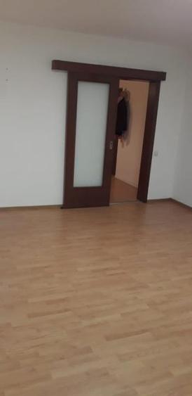 Unirii-Nerva Traian,apartament 2 camere de vanzare parter,nemobilat