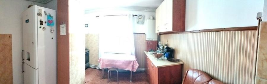 Apartament decomandat cu 2 camere, 63 mp, zona centrală Apahida.
