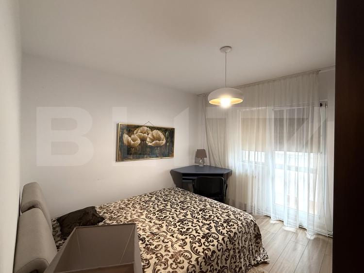 Apartament spațios cu 2 dormitoare, decomandat, zona UMF