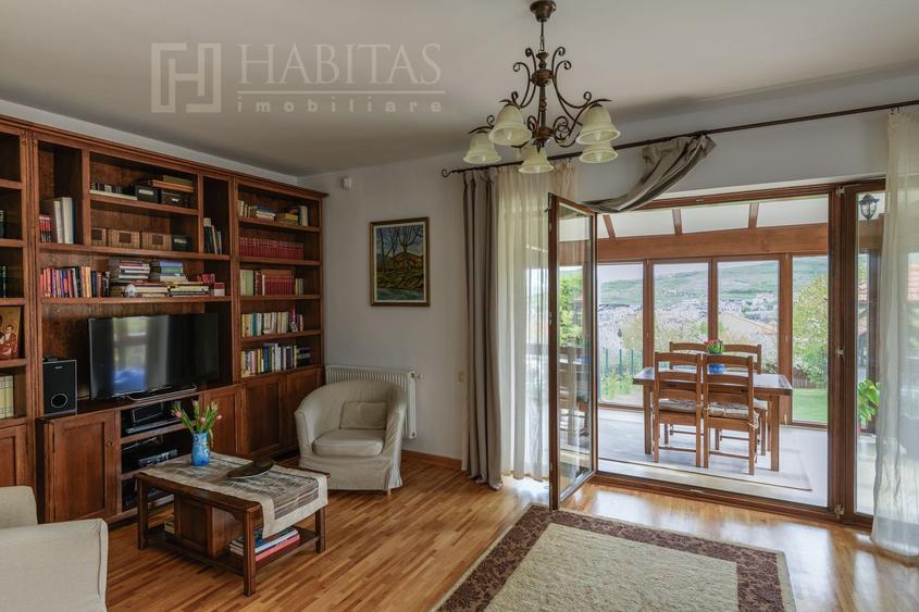 Casa cu materiale de calitate, 639 mp teren, zona deosebita, Borhanci