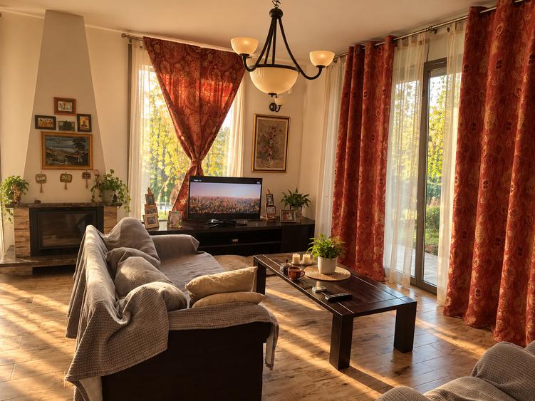 Branesti - casa de vanzare in centru - teren 700 mp