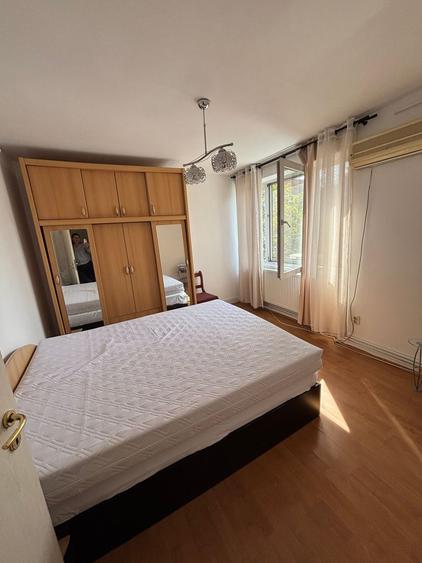 Apartament 3 camere,zona Medicina