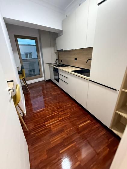 OCAZIE: Apartament 3 camere de închiriat – zona City Park Mall-BLOC NOU