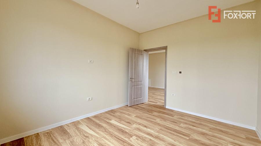 Duplex pe parter 4 camere Ghiroda