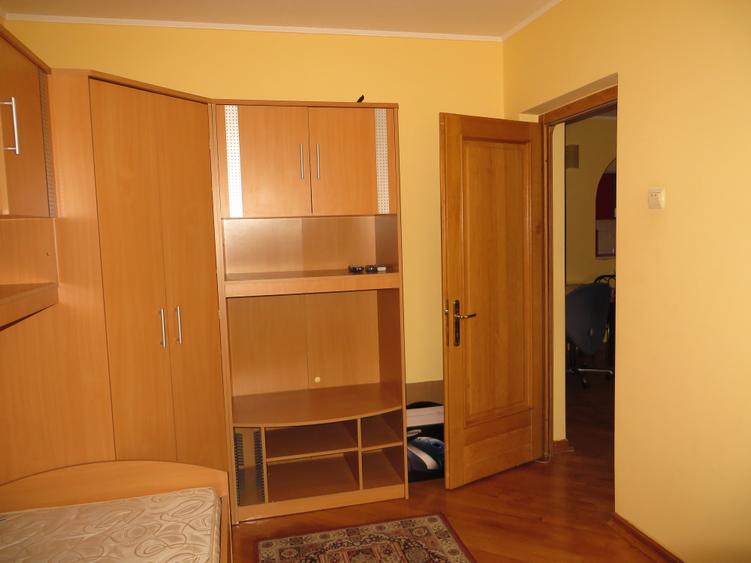 Apartament 3 camere centru 92000 Euro