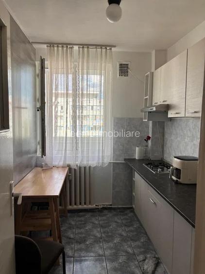 Apartament 2 camere, semidecomandat, 50 mp, ac, metrou aproape, 1 Mai - 6
