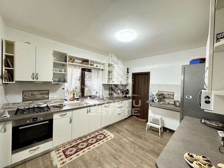 Casa individualade vanzare cu 4 camere, teren 816 mp, Dumbravita - 7