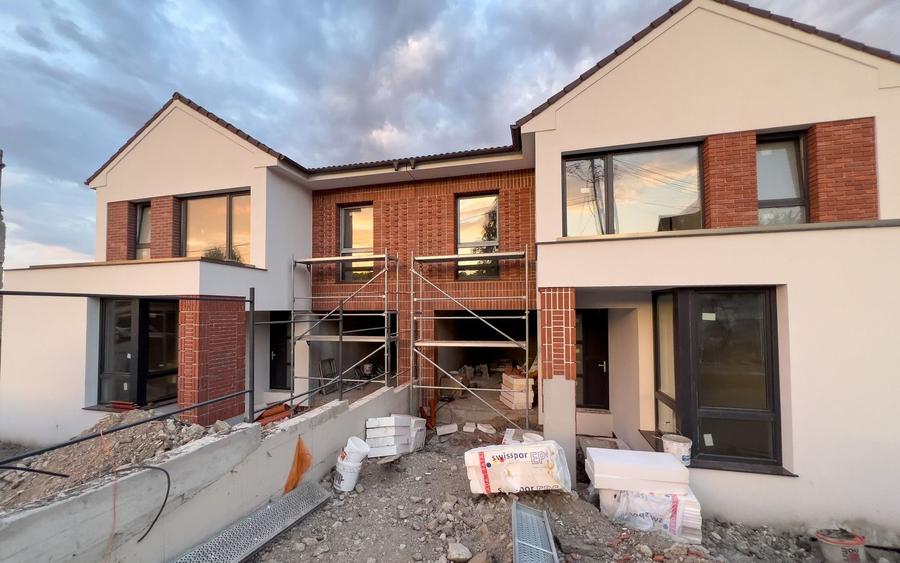 Casa cu 300mp utili, 612mp teren, zona linistita si intima, Borhanci