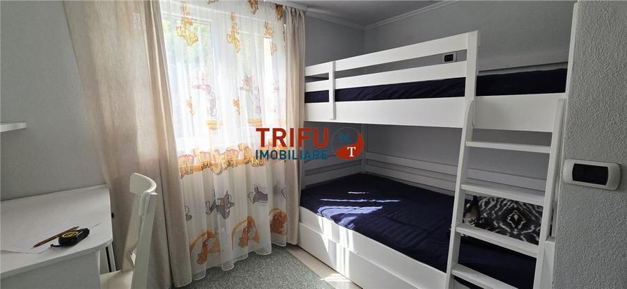 Apartament 2 camere etaj 1 loc de parcare