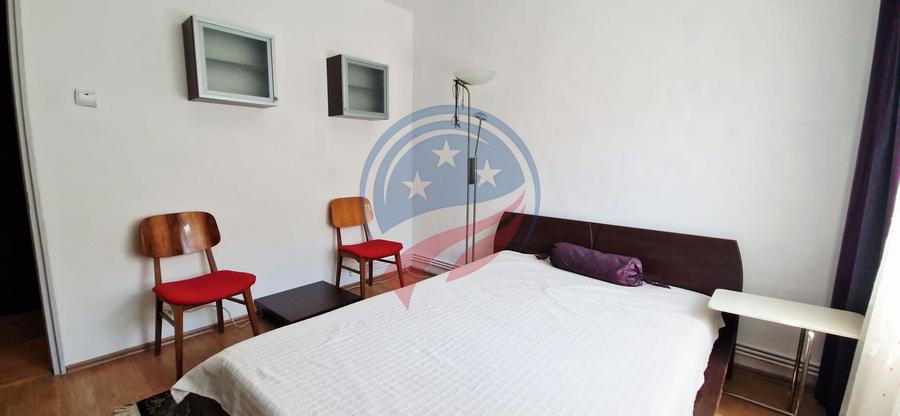Apartament 3 camere decomandat, Et. 2/4, Lăpuș–Argeș, mobilat, centrală nouă, AC