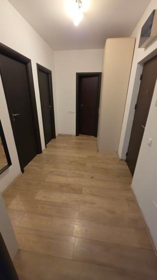 Inchiriere apartament decomandat 2 camere 60 mp.
