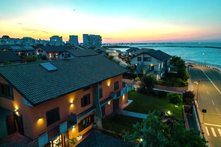 Vila Exclusivista P+2E+M zona Faleza Nord Plaja Reyna
