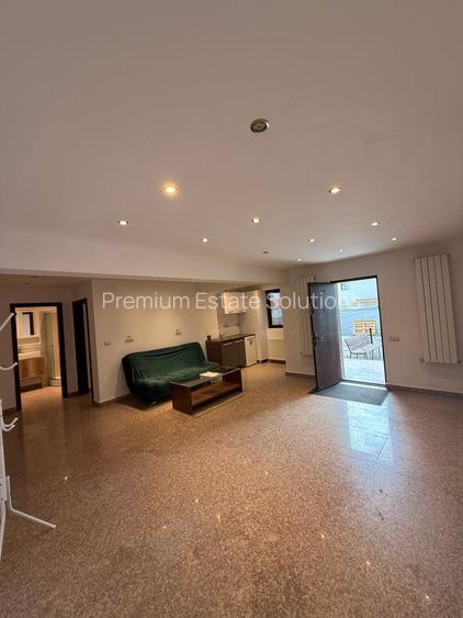 Apartament de vânzare- posibilitate spațiu comercial – Str. Soarelui - 19