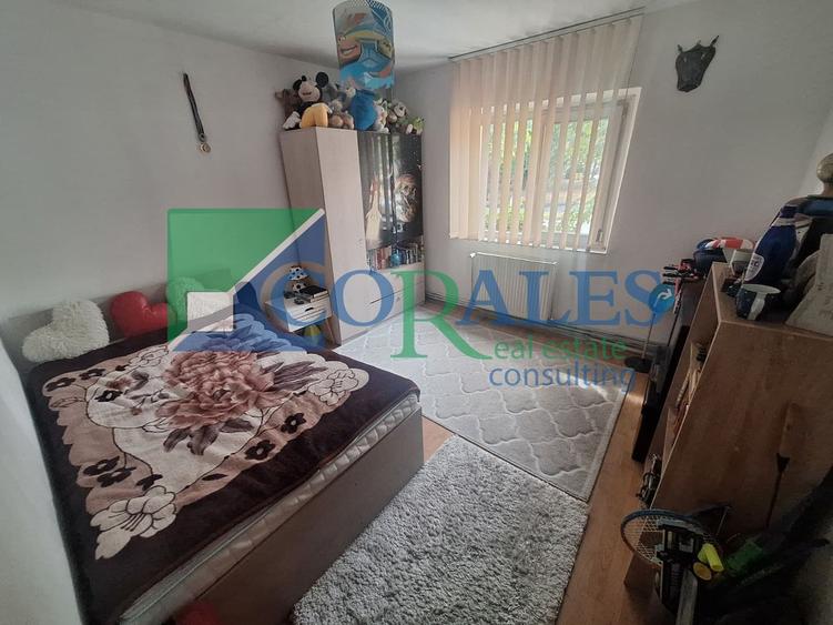 Apartament 3 camere, 2 Bai, Decomandat, 65 mp, Centrala proprie, Anvelopat