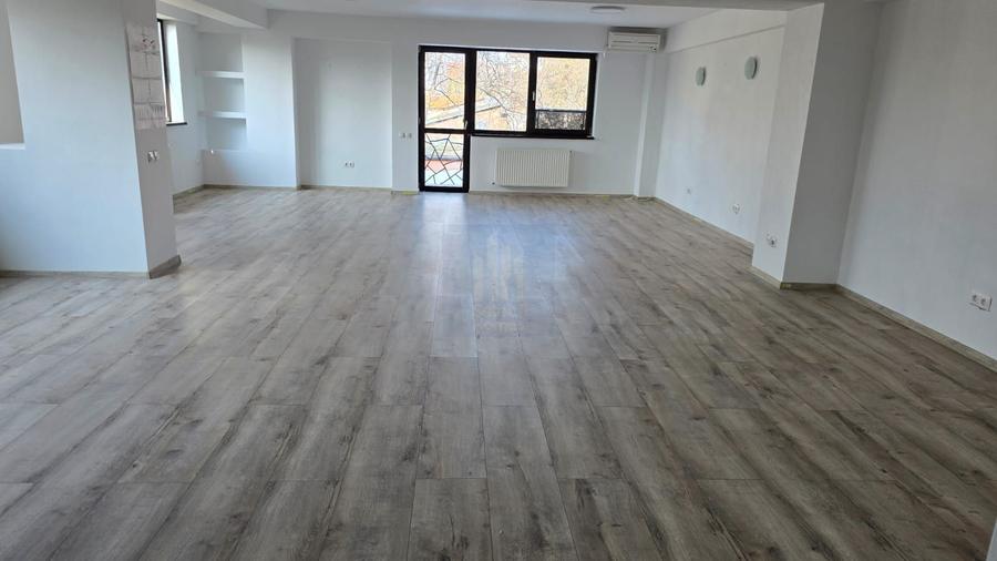 Apartament Open Space 82mp de Inchiriat Pretabil Birouri *1 Mai*