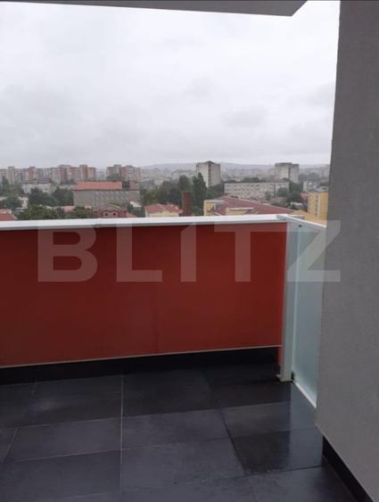 Apartament cu 2 camere, 56 mp, decomandat, cu parcare, zona Iosia