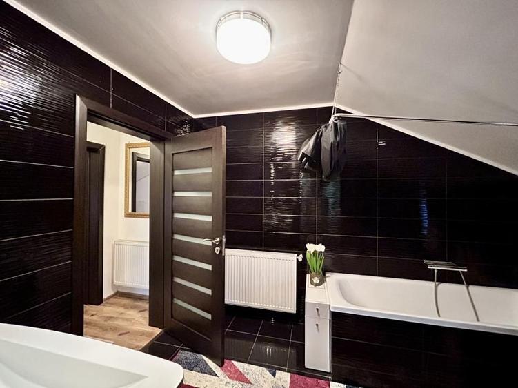 Casa P+1, sauna, beci, teren 340 mp, mobilata si utilata, Breaza, Prahova