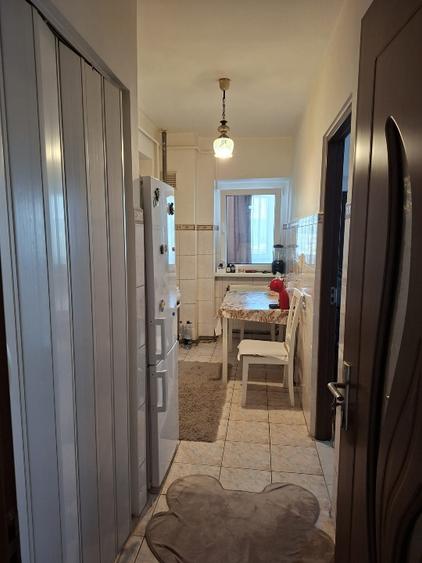 Apartament o camera - zona Nicolina 2