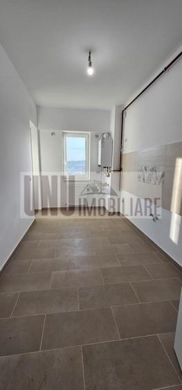 Comision 0% Apartament 2 camere decomandat 76 mp Podu Roș Bloc nou cu parcare