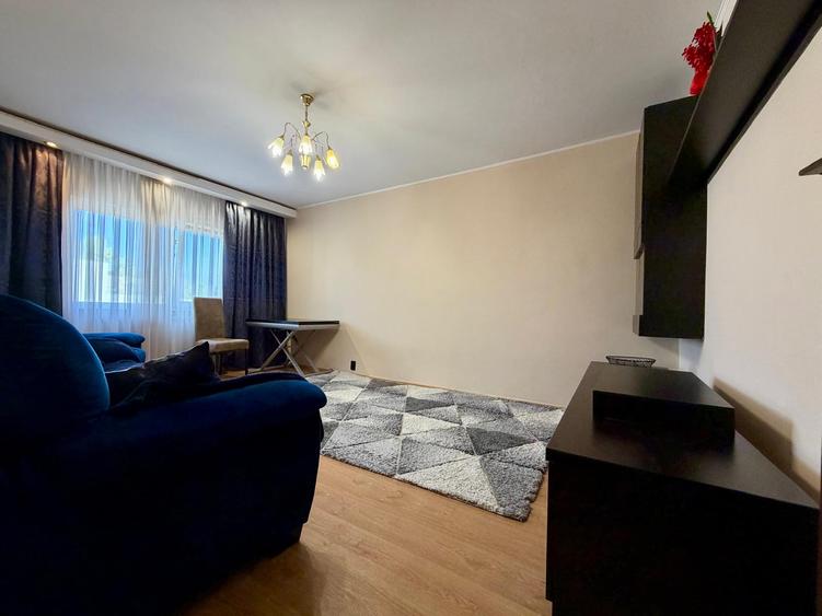 City Park Mall Tomis III Apartament 3 camere decomandat si parcare termen lung