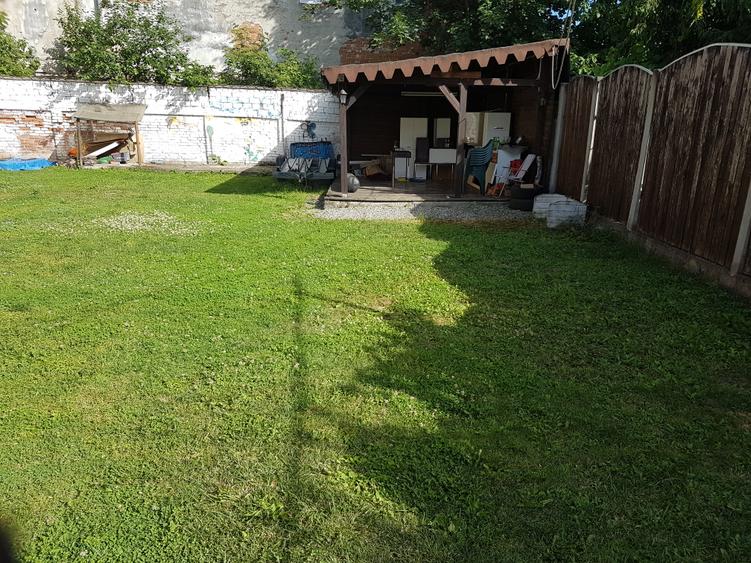 Apartament la casa