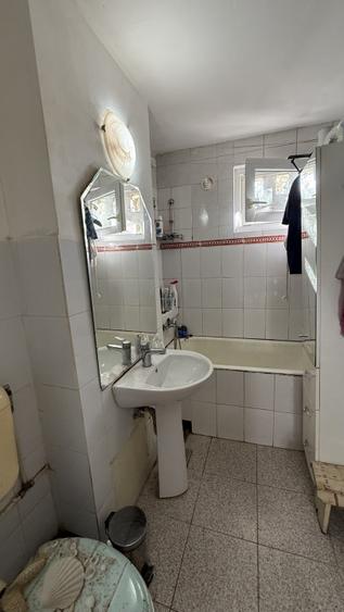 Apartament cu 3 camere, de 65mp zona Complex Diana/Gheorgheni
