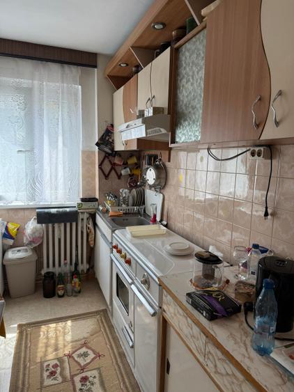 Apartament 3 camere Liceul Racovita id.159608