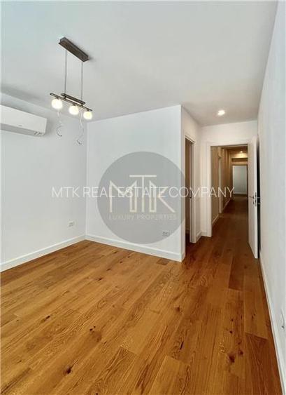 EXCLUSIV | SCOALA AMERICANA - Complex cu PISCINA | Pipera - Vila Duplex / 327 MP - 37