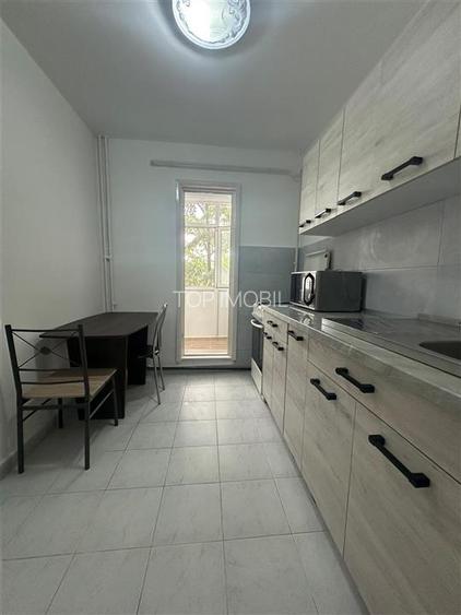 Inchiriere Apartament cu 2 camere decomandat Dacia - 2