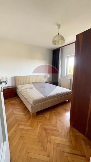 Apartament cu 3 camere de închiriat – zona Piața Spitalului