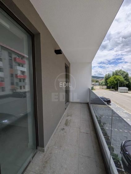 Apartament 3 camere,finisat,zona Tineretului,etaj 1 - 7