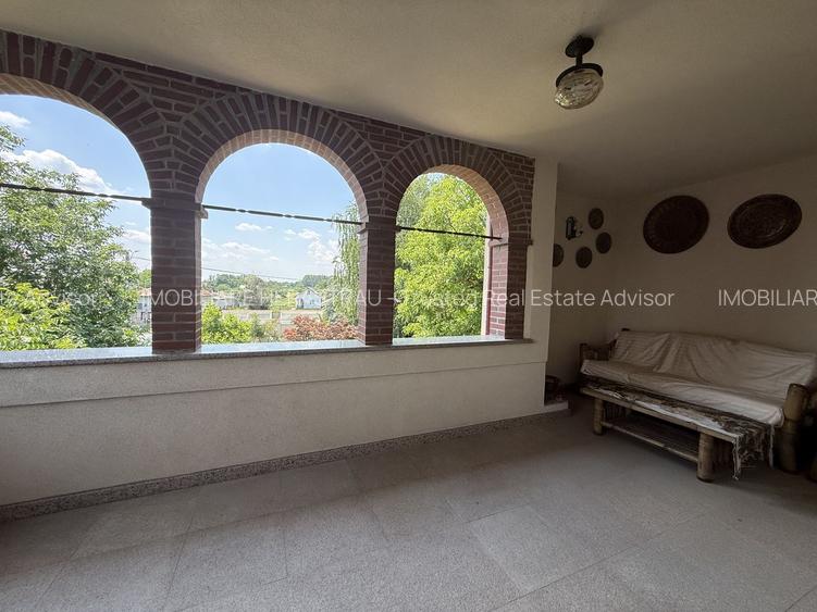 Conac neoromânesc în stil brâncovenesc | 600 mp utili | Domeniu de 2.400 mp - 30