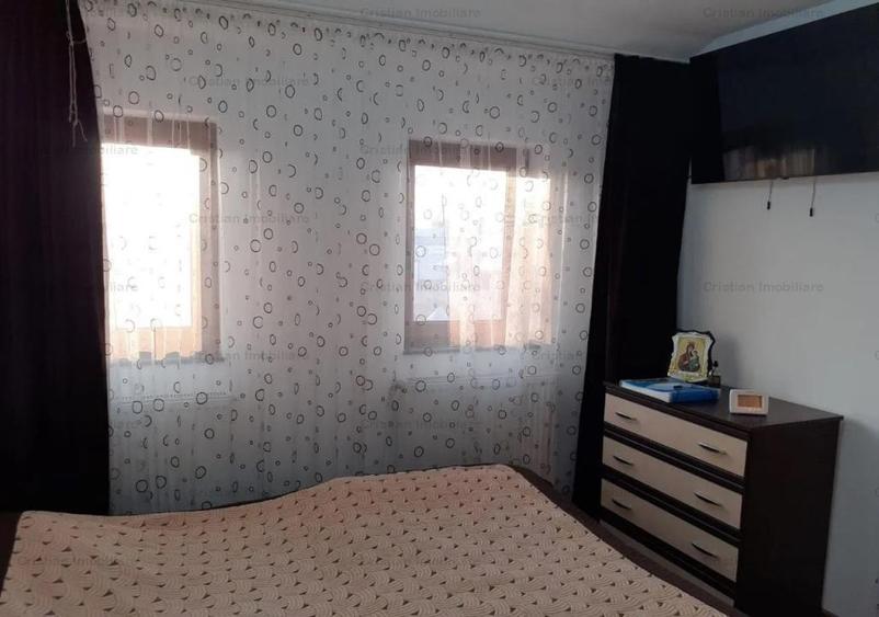 Vila noua P+1, 280mp construiti, zona Centrala, St - 400 mp cu 12 deschidere
