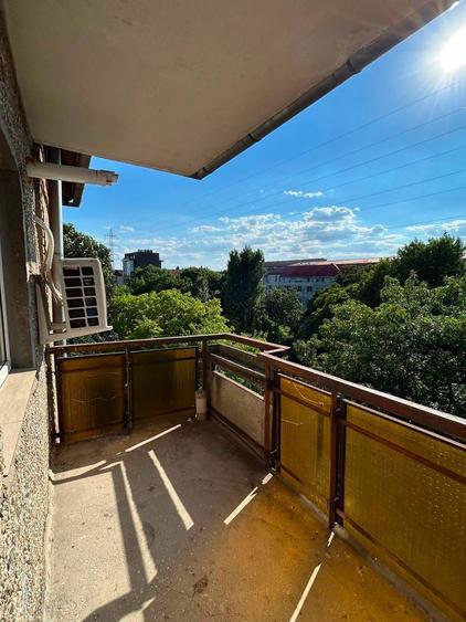 Apartament 2 camere,, 50 mp, decomandat, zona Lipovei