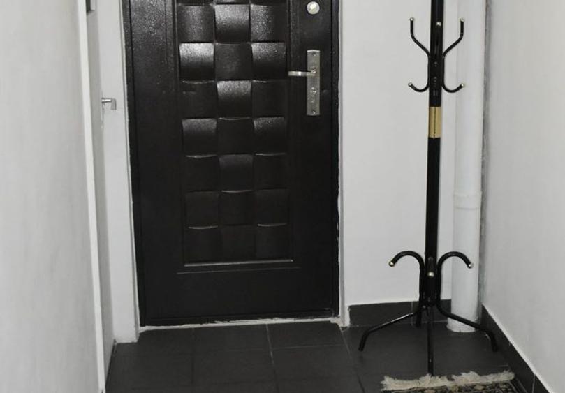 Apartament 2 Camere,B-dul Decebal,bl.1991,reabilitat,2 balcoane,mobilat