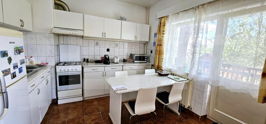 Apartament de 100 mp dintr-o casa, zona Spitalului, Sfantu Gheorghe