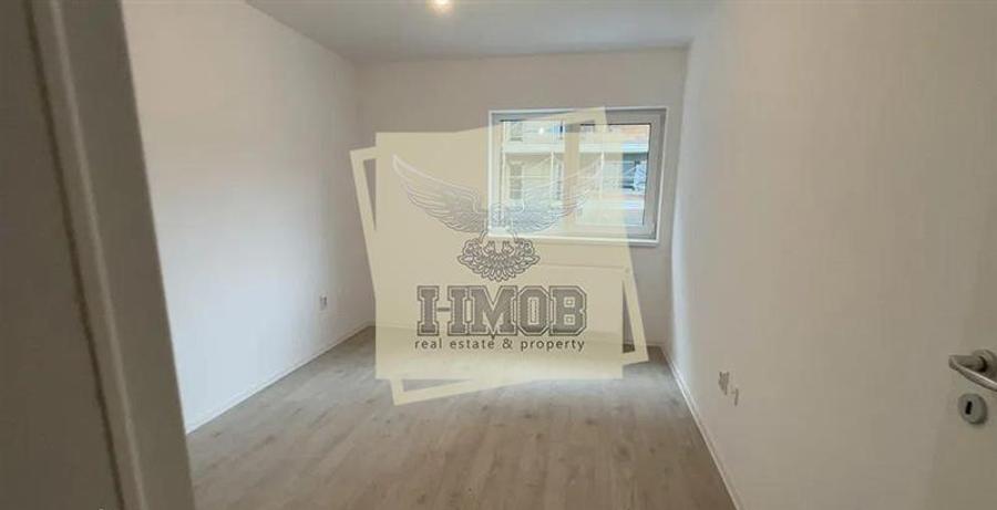 Apartament 4 camere 78 mp utili etaj 1 D-na Stanca