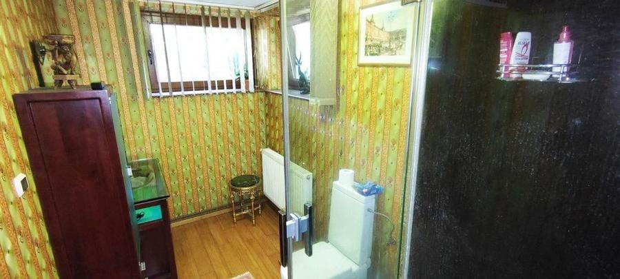Apartament rustic, deosebit de 98 mp,  cu gradina, in Andrei Muresanu