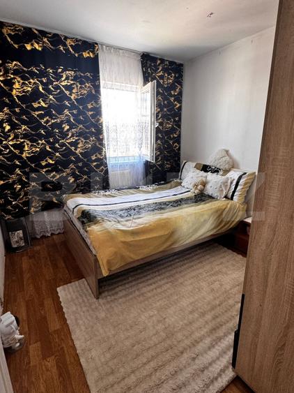 Apartament cu 4 camere, 79 mp, mobilat și utilat, zona Blocuri.
