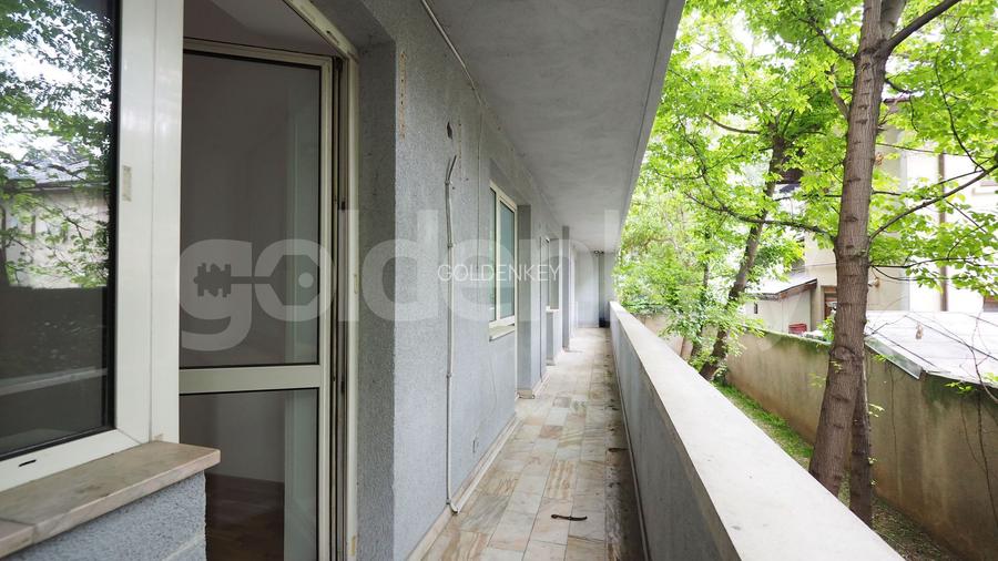 Apartament generos cu 7 camere | langa metrou si parc | rezidenta/birouri - 16