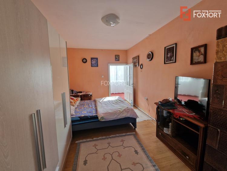 Casa individuala de vanzare cu 4 camere si teren de 800 mp - Recas - 14