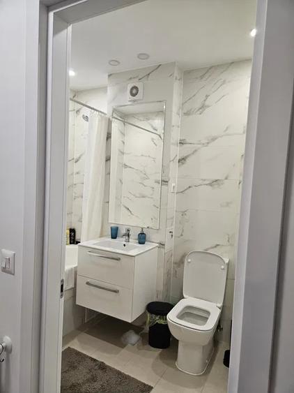 Apartament 2 Camere Hils Brauner Centrala Proprie Prox. Metrou
