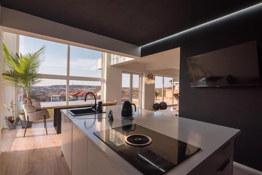 RECO Vila premium cu panorama– Oradea, Strada Colinelor, Zona exclusivista, tere