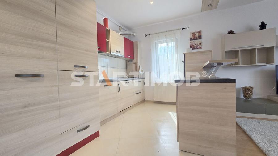Apartament 3 camere zona Coresi cu parcare